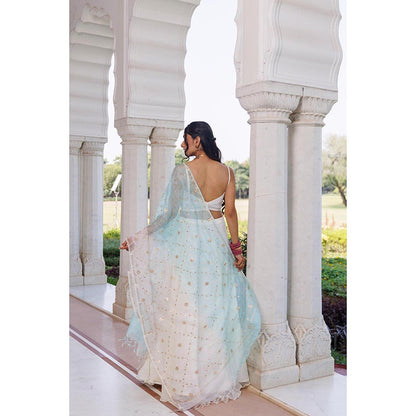 Geroo Luxe Women Off White Chiffon Lehenga with Unstitched Blouse and Dupatta