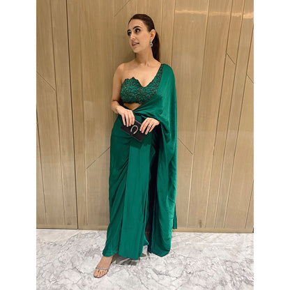 Glamique by Gungun Green One Shoulder Saree with Stitched Blouse