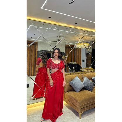 Glamique by Gungun Red Lycra Saree with Stitched Blouse