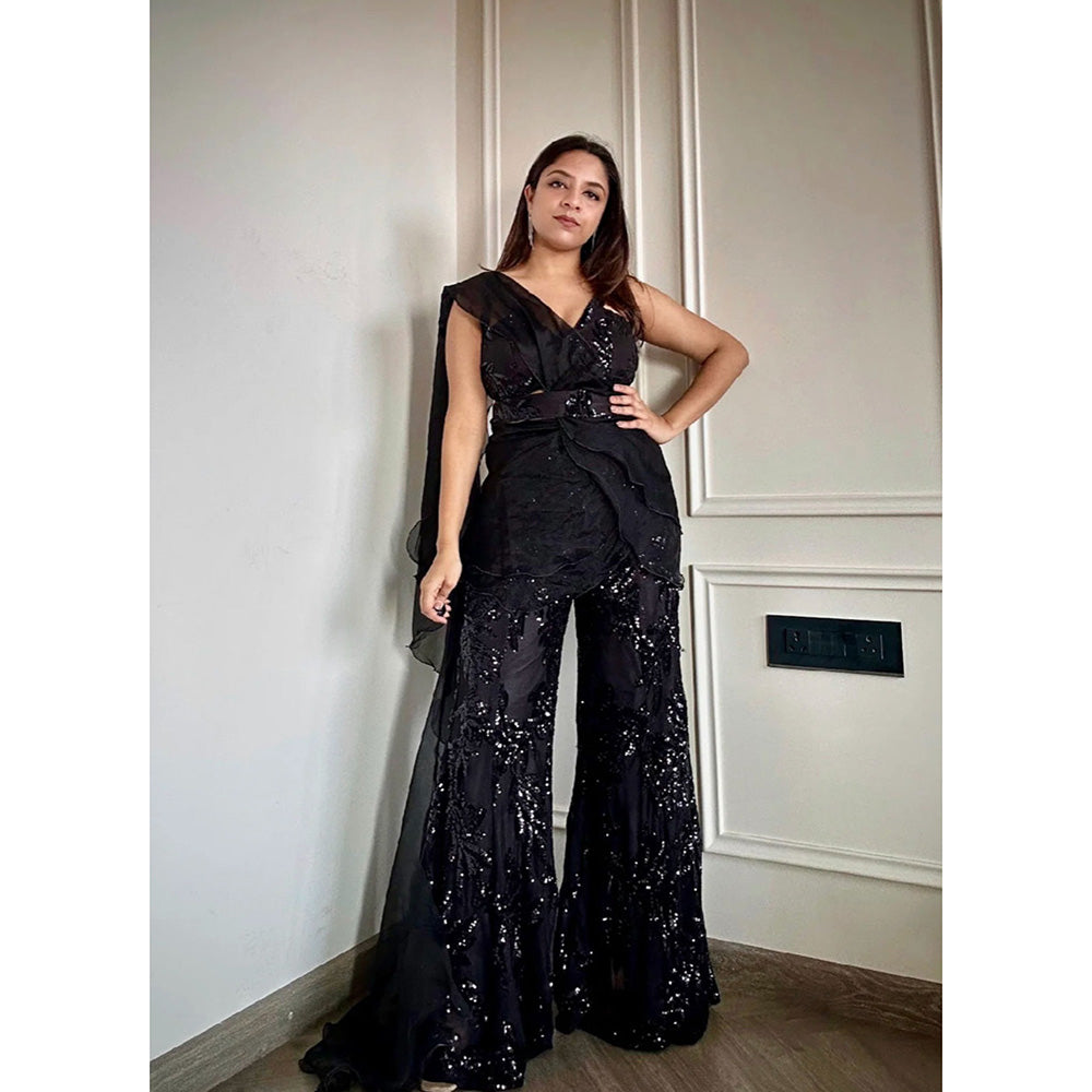 Glamique by Gungun Black Belted Sharara with Crop Top And Dupatta (Set of 4)