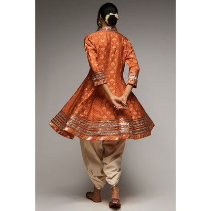 Gopi Vaid Orange Tilla Dhoti (Set of 2)