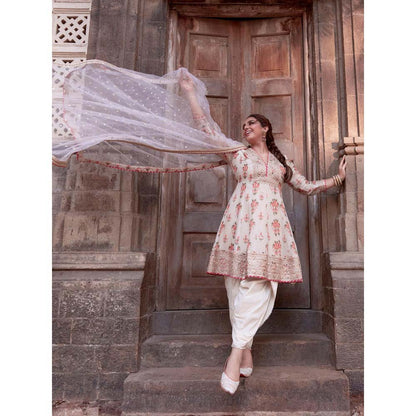 Gopi Vaid Ivory Ekta Dhoti with Kurta and Dupatta (Set of 3)