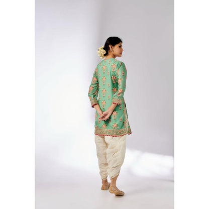 Gopi Vaid Moulika Dhoti Set