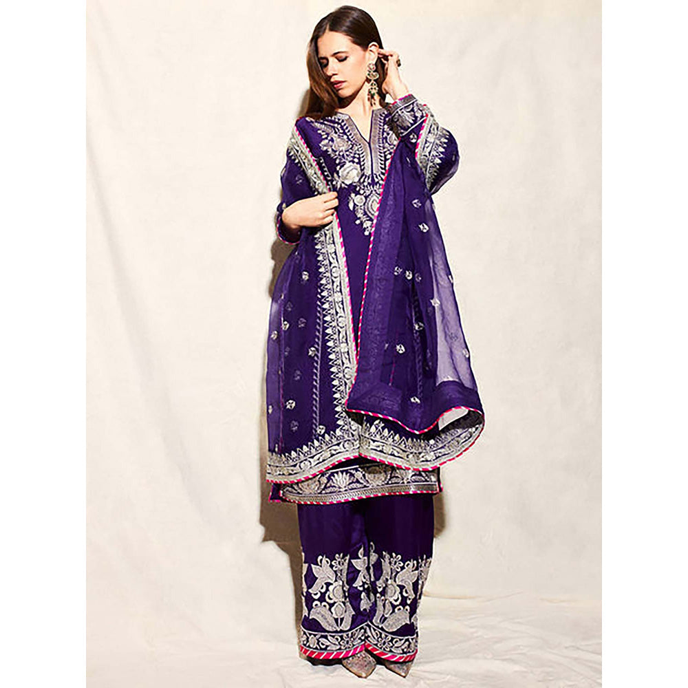 Gopi Vaid Amaya Palazzo Set-Kalki Koechlin