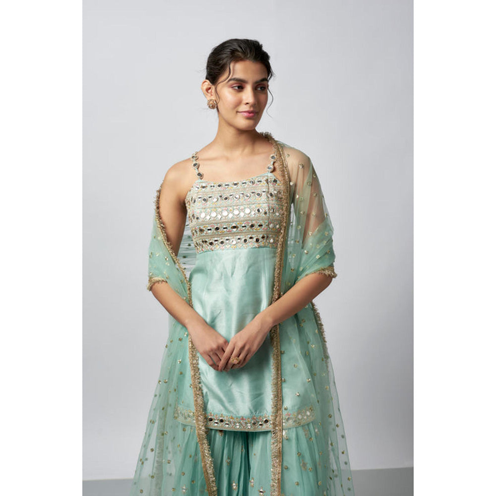 Gopi Vaid Kiah Sharara Set