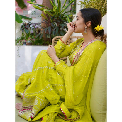 Gopi Vaid Aarohi Anarkali Set-Shraddha Kapoor