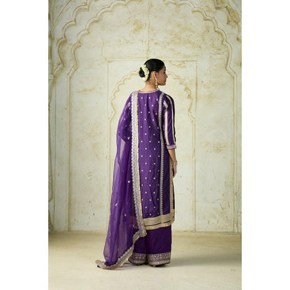Gopi Vaid Lakshmi Kurta Set