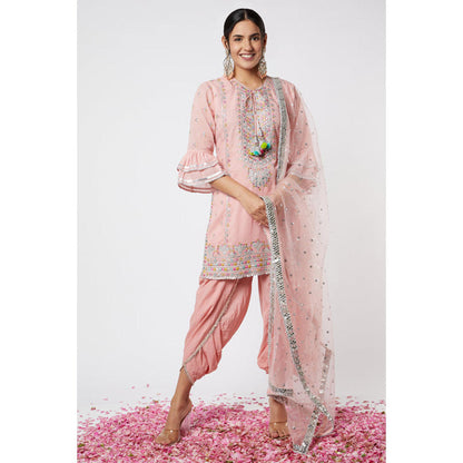 Gopi Vaid Noor Dhoti Set
