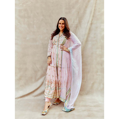 Gopi Vaid Neha Dhupia in Aziza tiered AG set