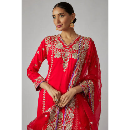 Gopi Vaid Baani Sharara Set