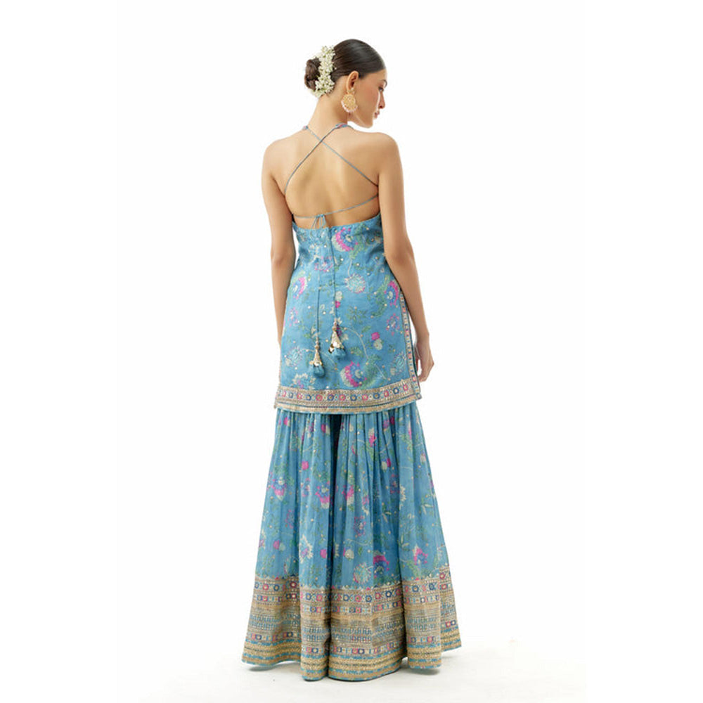 Gopi Vaid Dhvanika Halter Set