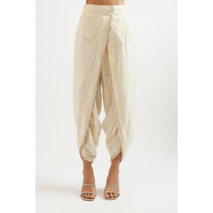 Gopi Vaid Ekta AG Dhoti Set