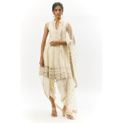 Gopi Vaid Gitashri Dhoti Set