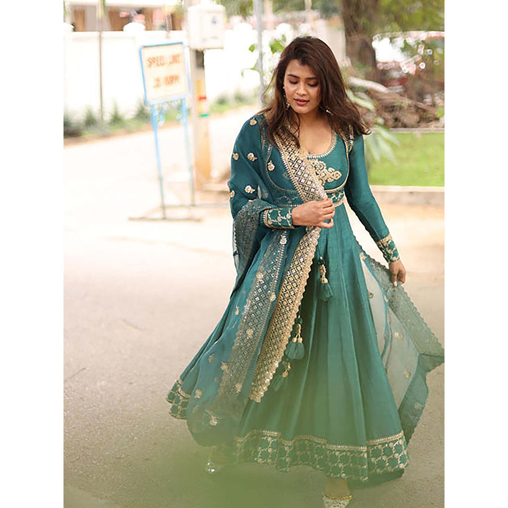 Gopi Vaid Hebah Patel in Marigold Brocade AG Set