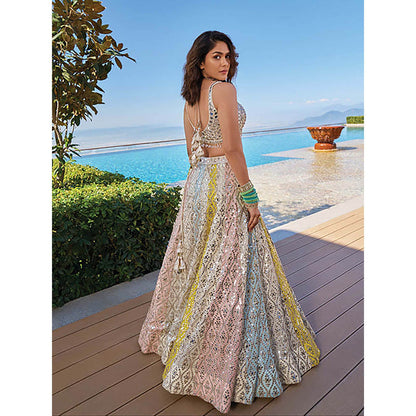 Gopi Vaid Mrunal Thakur In Ranjeeta Lehenga with Blouse and Dupatta