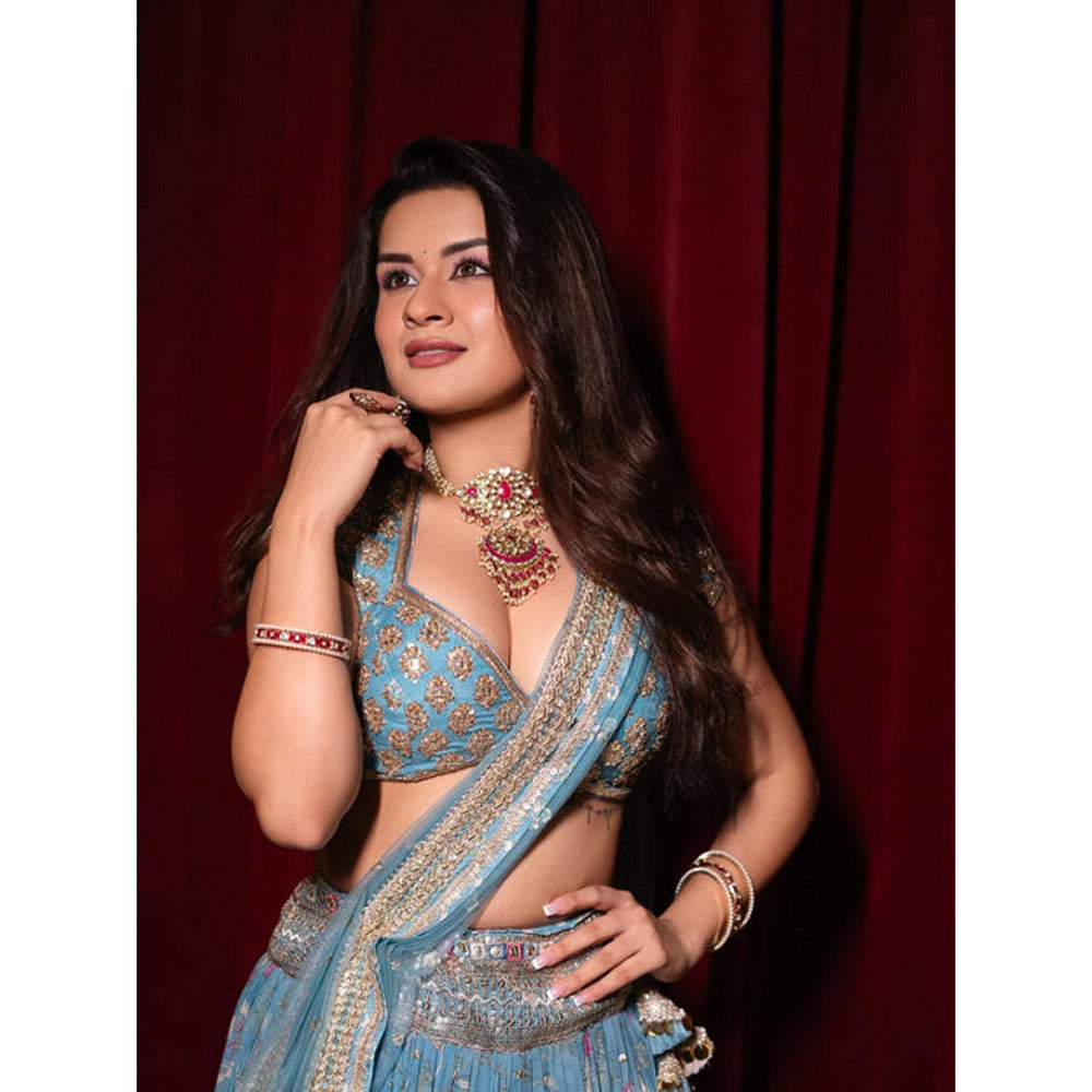Gopi Vaid Avneet Kaur In Zil Lehenga with Blouse and Dupatta