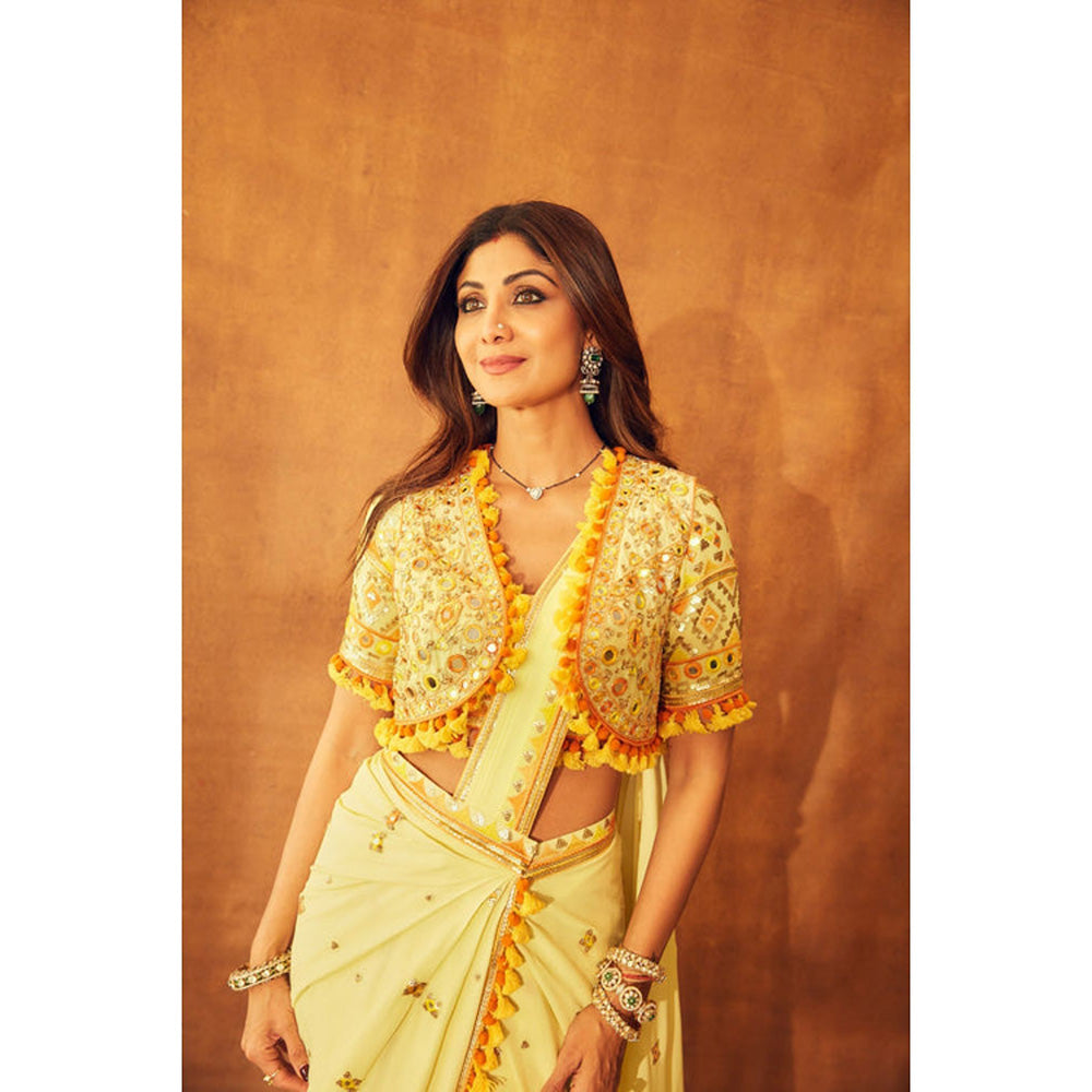 Gopi Vaid Shilpa Shetty Saree with Stitched Blouse and Bandi Jacket