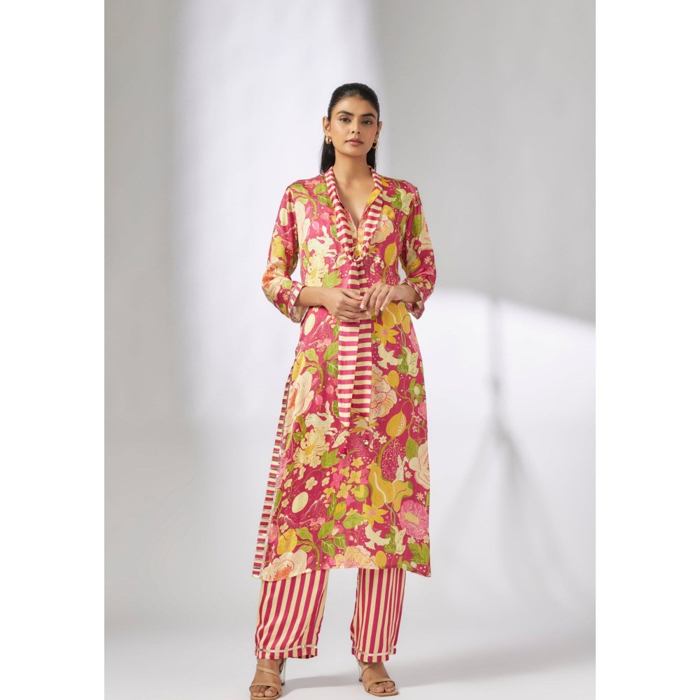 Gopi Vaid Lily Scarf Pink Kurta with Palazzo