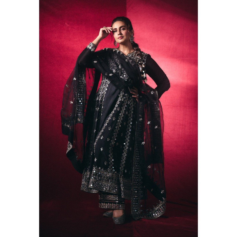 Gopi Vaid Amiha Black Kurta with Pant and Dupatta
