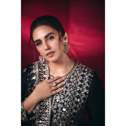Gopi Vaid Amiha Black Kurta with Pant and Dupatta