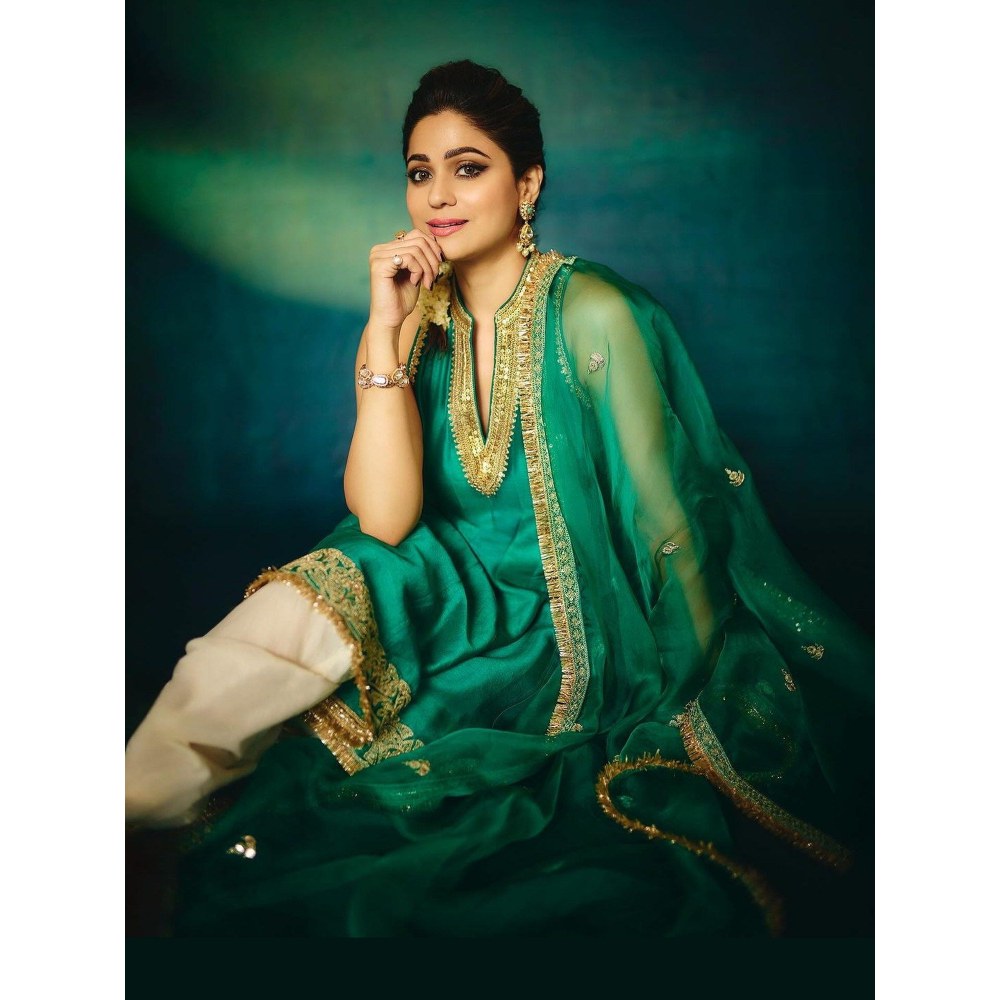 Gopi Vaid Shamita Green Kurta with Dhoti and Dupatta