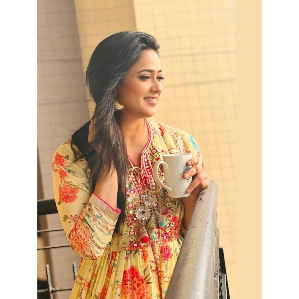 Gopi Vaid Shweta Tiwari In Madhu Yellow Anarkali Kurta with Palazzo