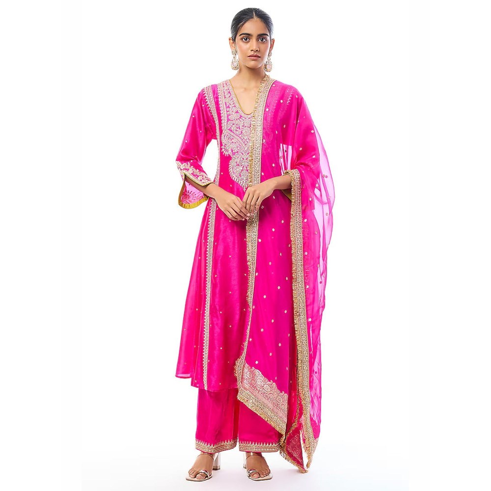 Gopi Vaid Alizeh Pink Embroidered Kurta with Pant and Dupatta