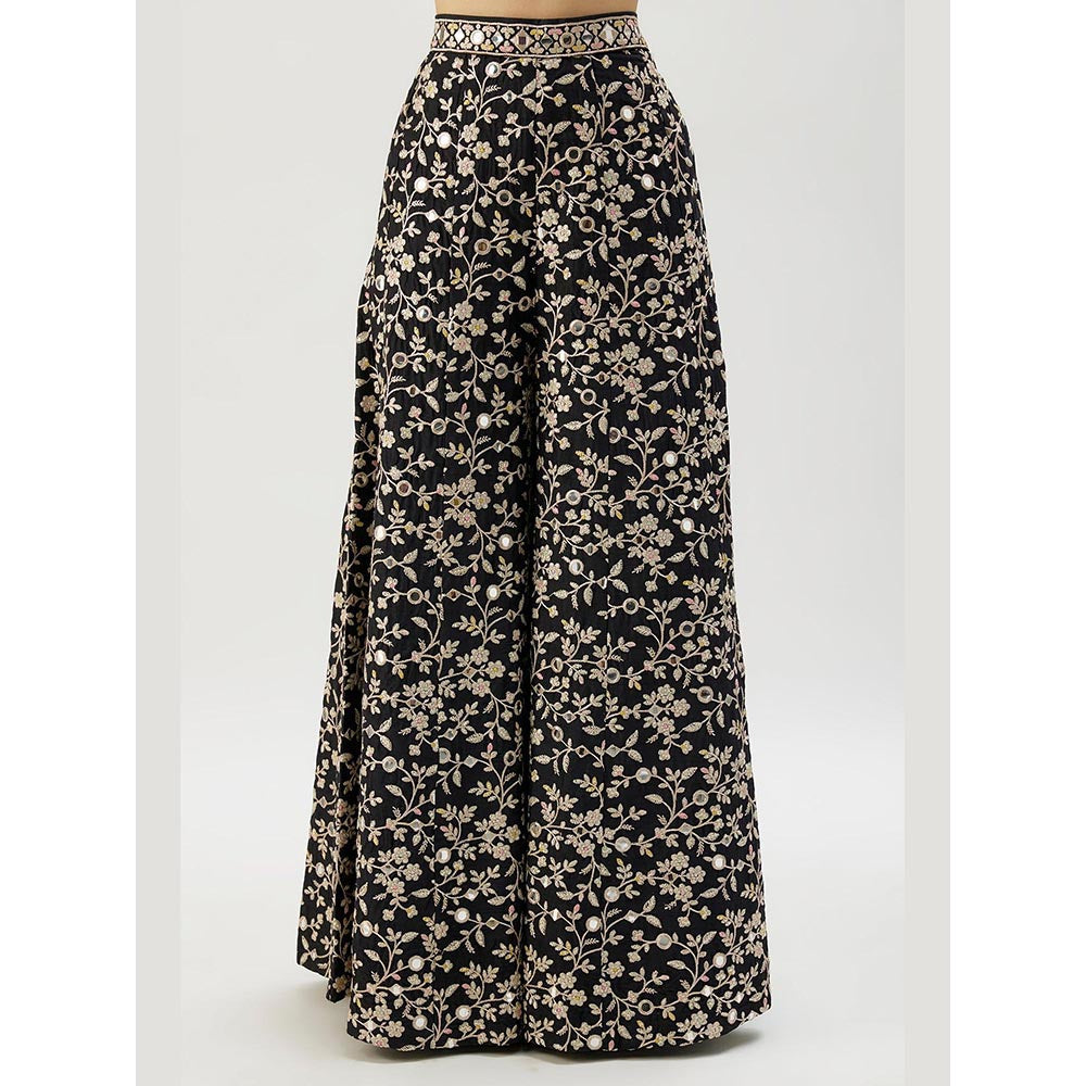 Gopi Vaid Black Akila Vest with Pant