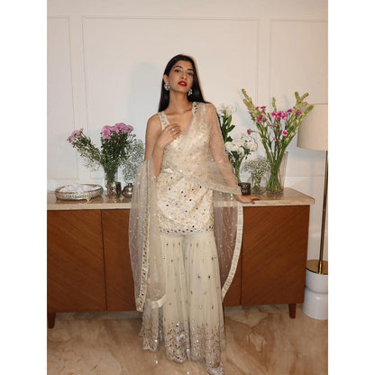 Gopi Vaid Ivory Hanna Khan In Soneera Kurta with Sharara and Dupatta
