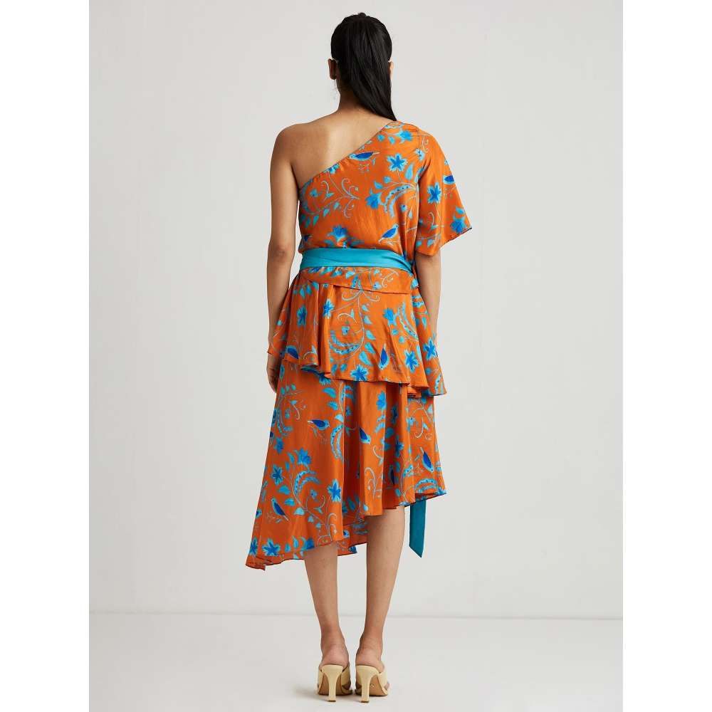 GUAPA Melo One Shoulder Midi Tiered Dress