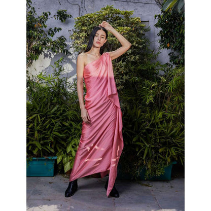 GUAPA Girlfriend Toga - Pink