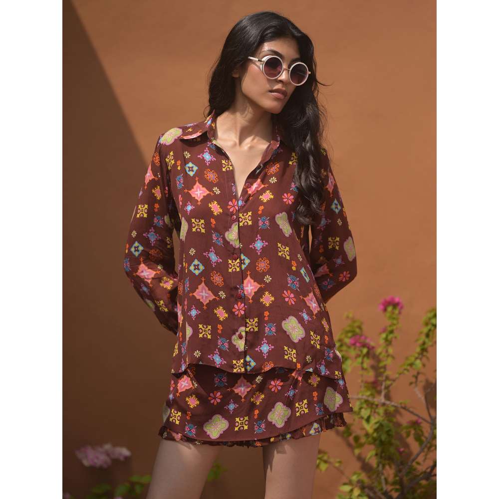 GUAPA Cleopatra Crepe Brown Printed Shirt