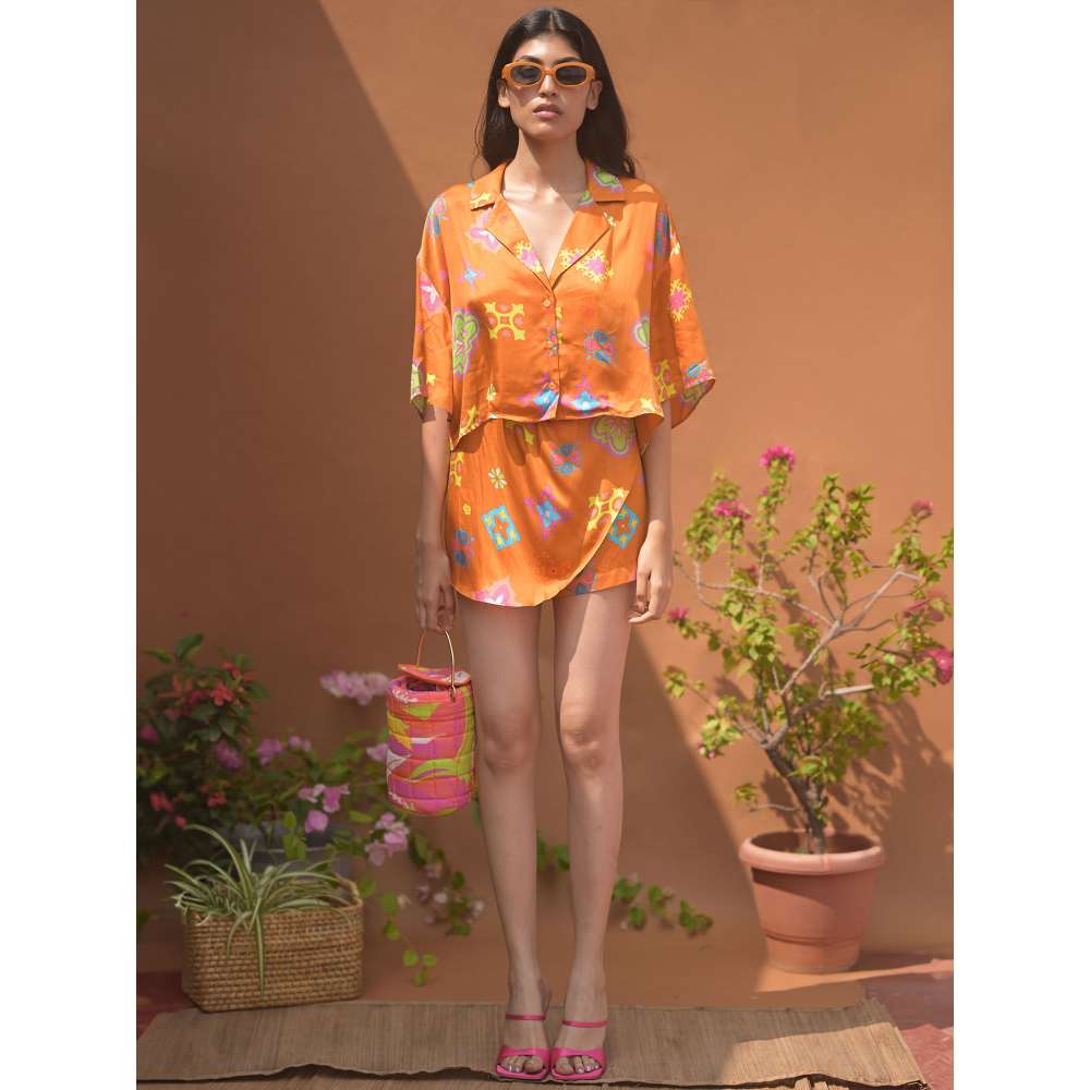GUAPA Nora Modal Orange Printed Shirt