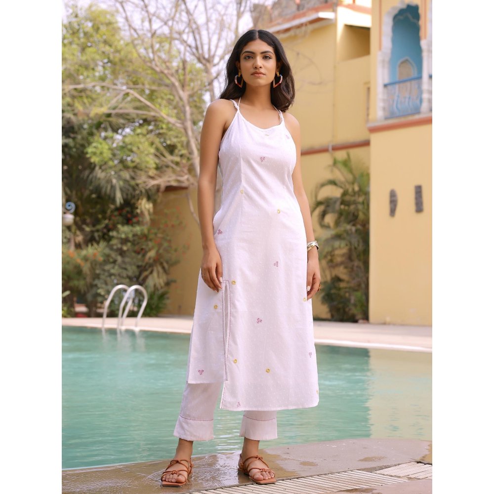Gulaal Ivory Floral Embroidered Kurta with Pant (Set of 2)