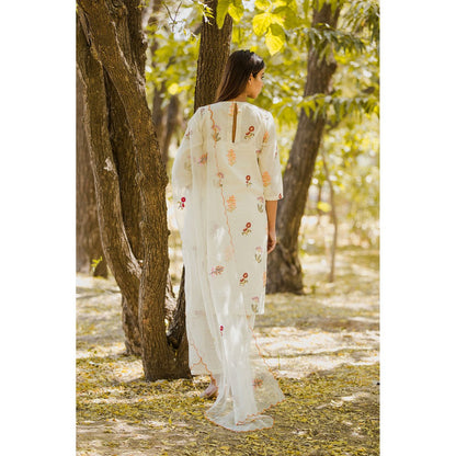Gulabo Jaipur Deepika St Kurta with Pants & Dupatta (Set of 3)