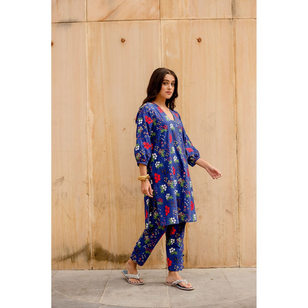 Gulabo Jaipur Garden Blue Kurta with Pants (Set of 2)