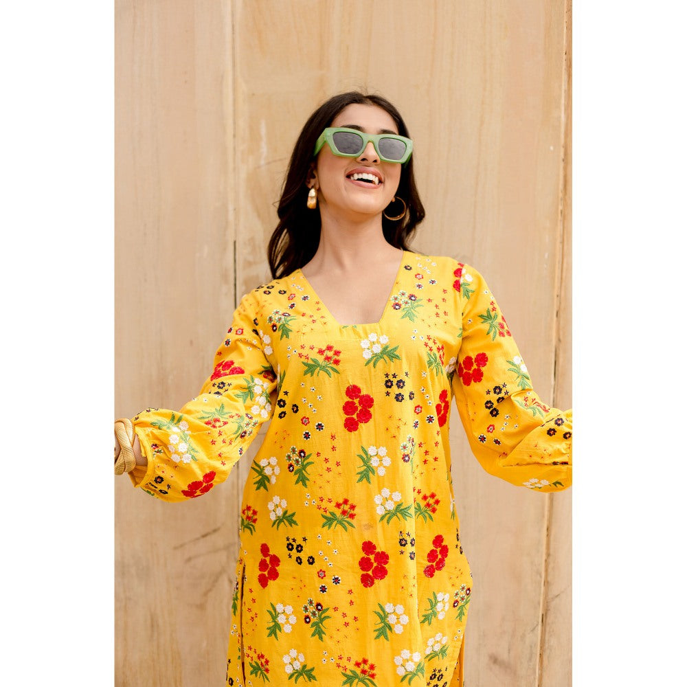 Gulabo Jaipur Garden Yellow Kurta with Pants (Set of 2)