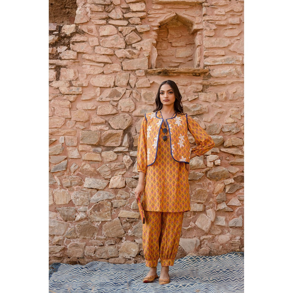 Gulabo Jaipur Qia Yellow Kurta with Pants & Jacket (Set of 3)