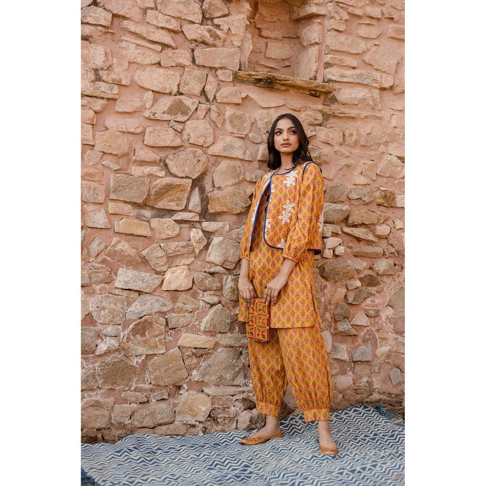 Gulabo Jaipur Qia Yellow Kurta with Pants & Jacket (Set of 3)