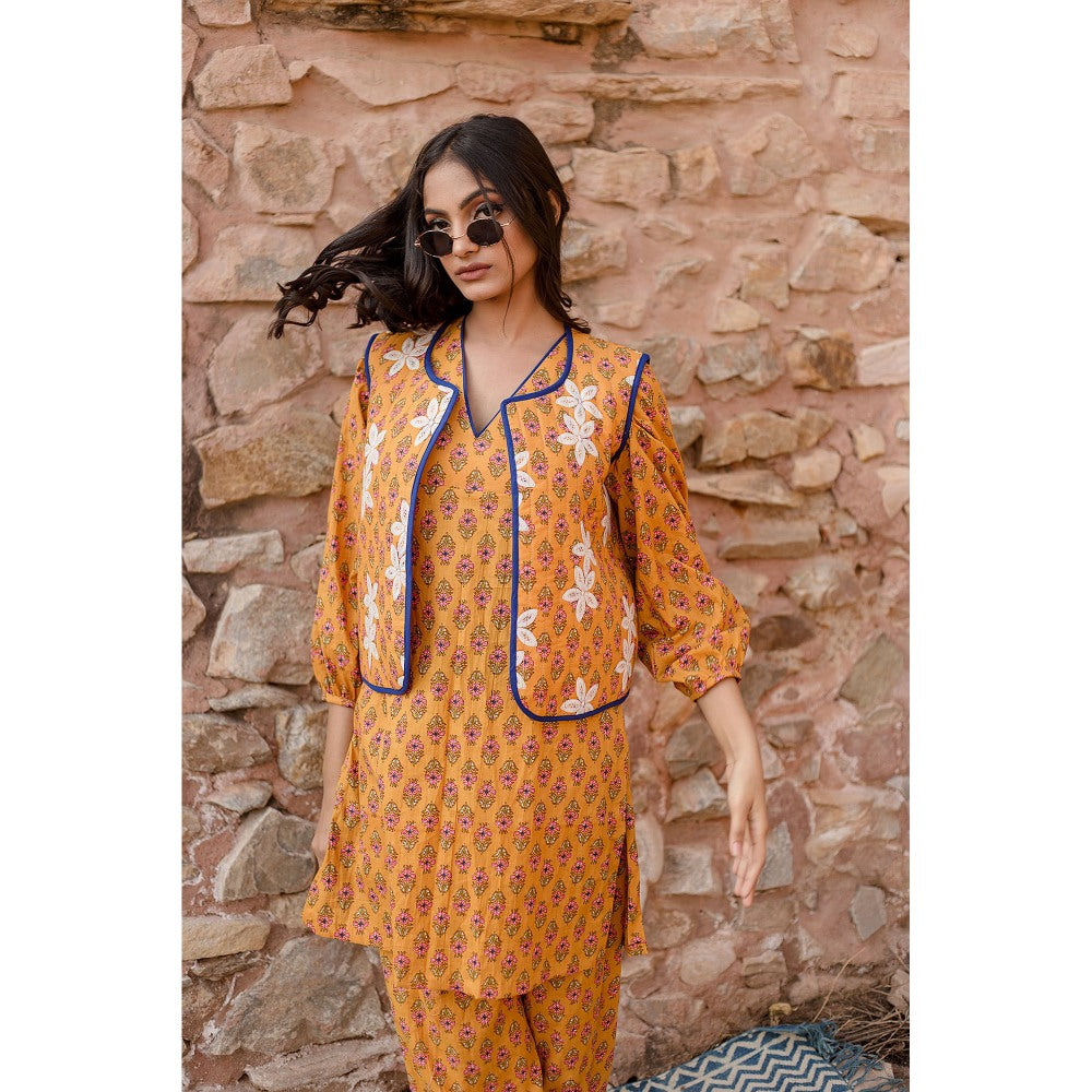 Gulabo Jaipur Qia Yellow Kurta with Pants & Jacket (Set of 3)