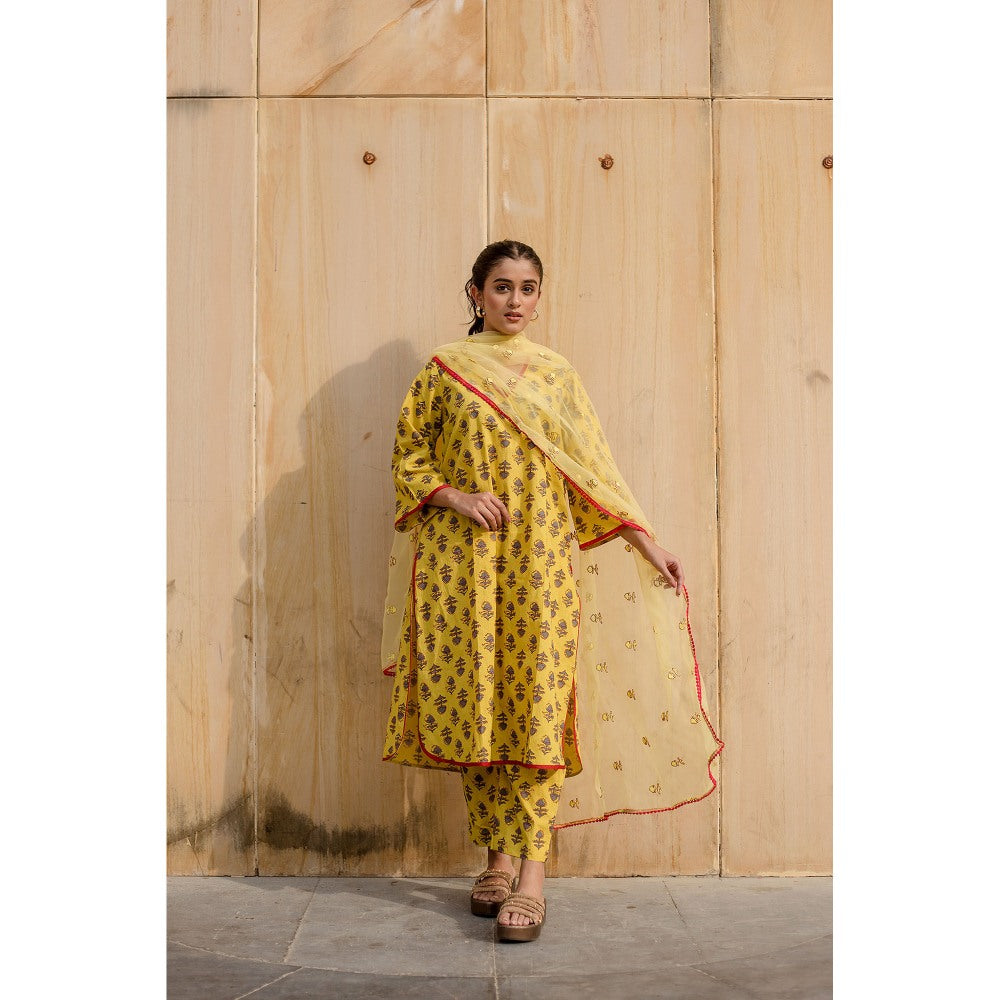 Gulabo Jaipur Noya Yellow Kurta with Pants & Dupatta (Set of 3)