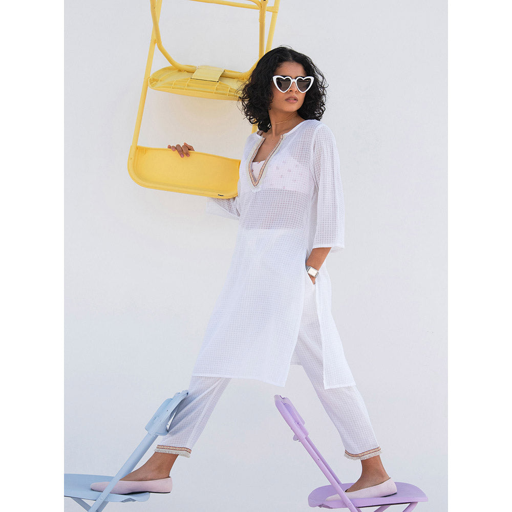 Gulaal White Peonia Kurta & Pant With Bralette (Set of 3)