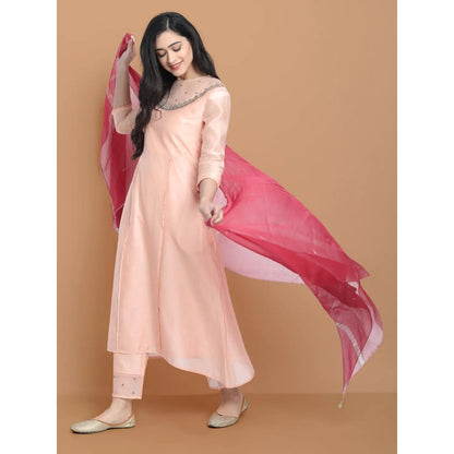 HAAVI BY PURAB Women Peach Chanderi Silk Embroidered Kurta with Palazzo
