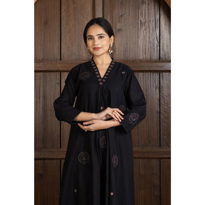 HAAVI BY PURAB Women Black Chanderi Silk Embroidered Kurta with Palazzo