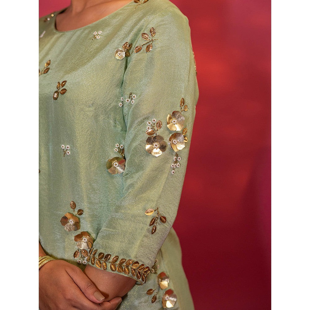 Harleen Kaur Green Tissue Hand Embroidered Kurta with Pant and Dupatta (Set of 3)