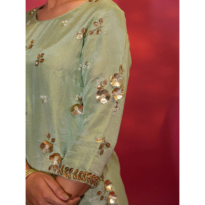 Harleen Kaur Green Tissue Hand Embroidered Kurta with Pant and Dupatta (Set of 3)