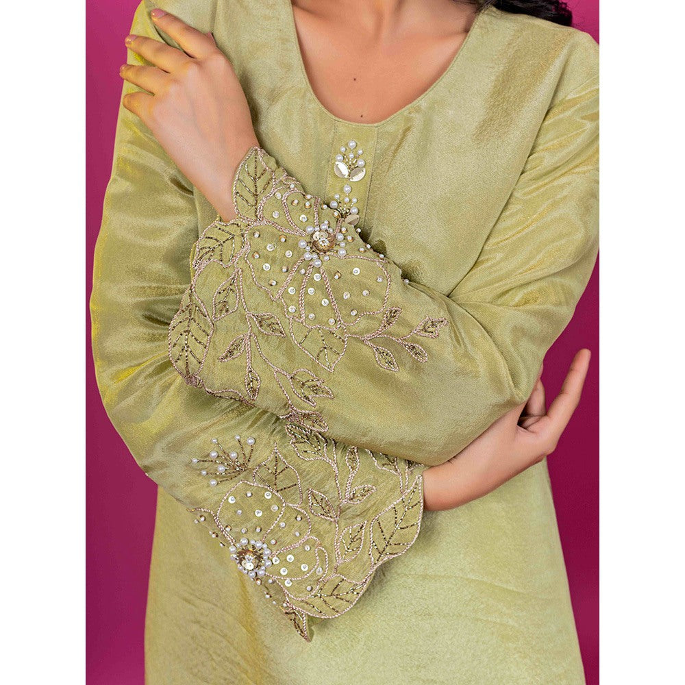 Harleen Kaur Green Tissue Hand Embroidered Kurta with Pant and Dupatta (Set of 3)