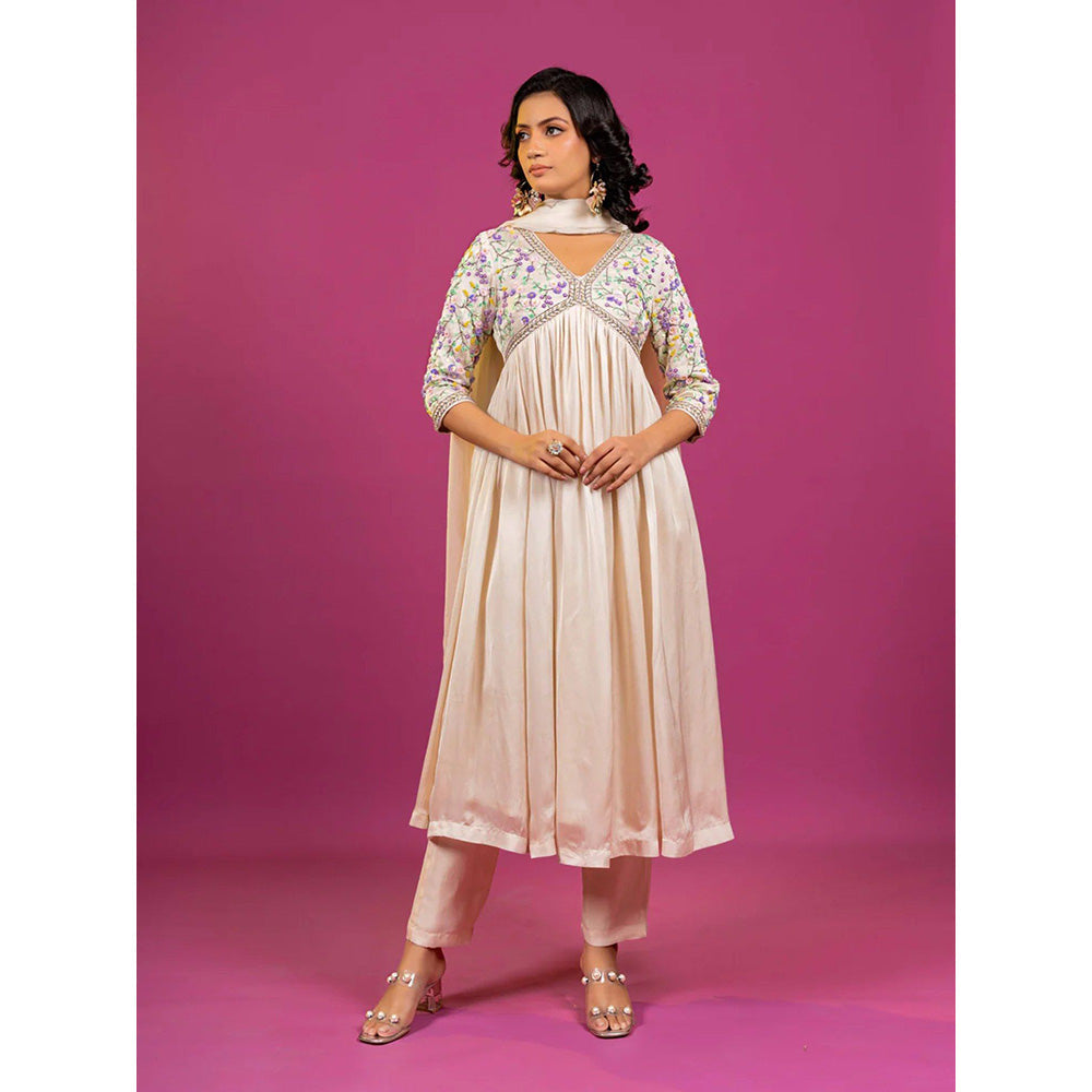 Harleen Kaur Off White Embroidered Kurta with Pant and Dupatta