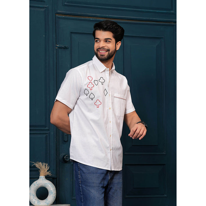 Hatheli Men White Embroidered Cotton Half Sleeves Casual Shirt