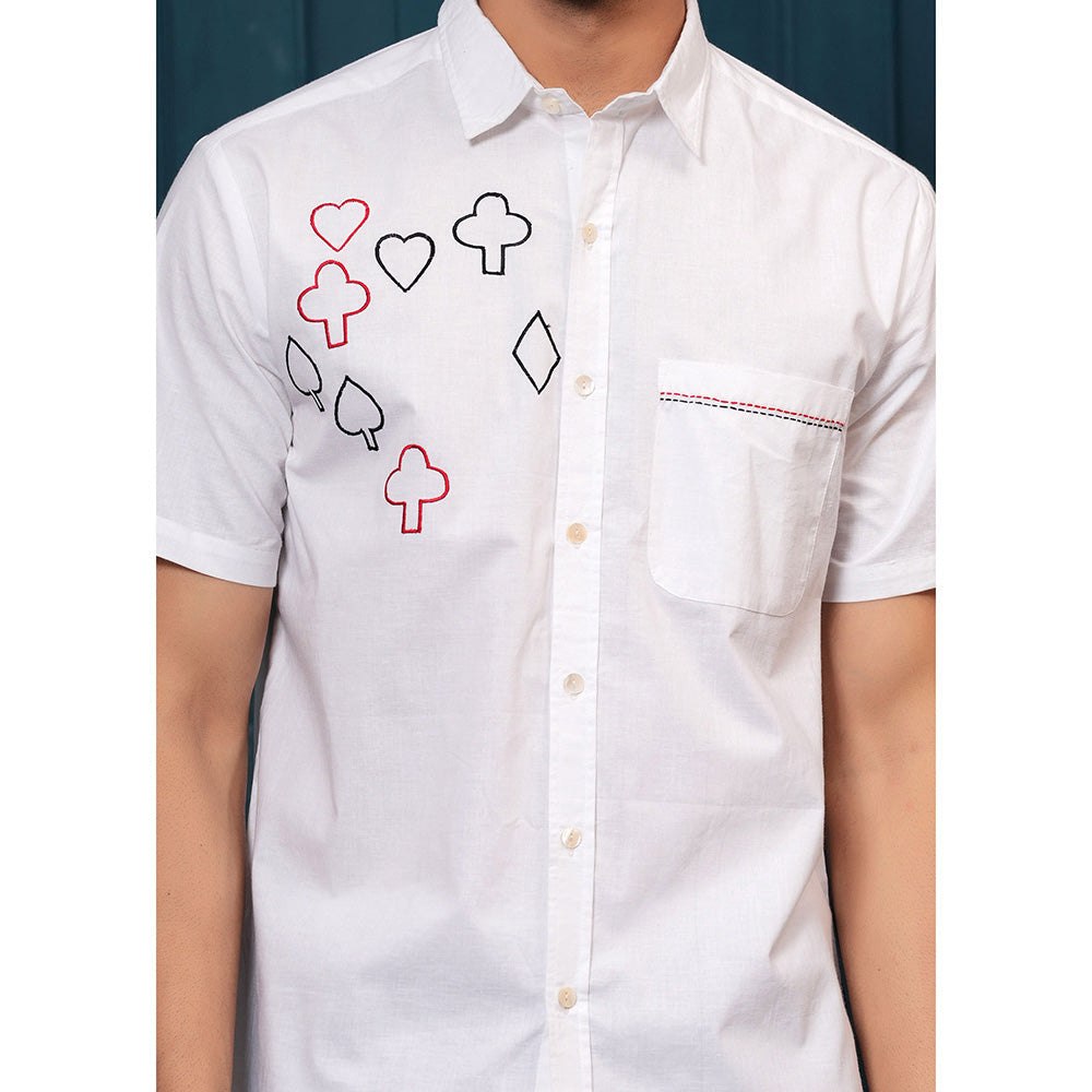 Hatheli Men White Embroidered Cotton Half Sleeves Casual Shirt